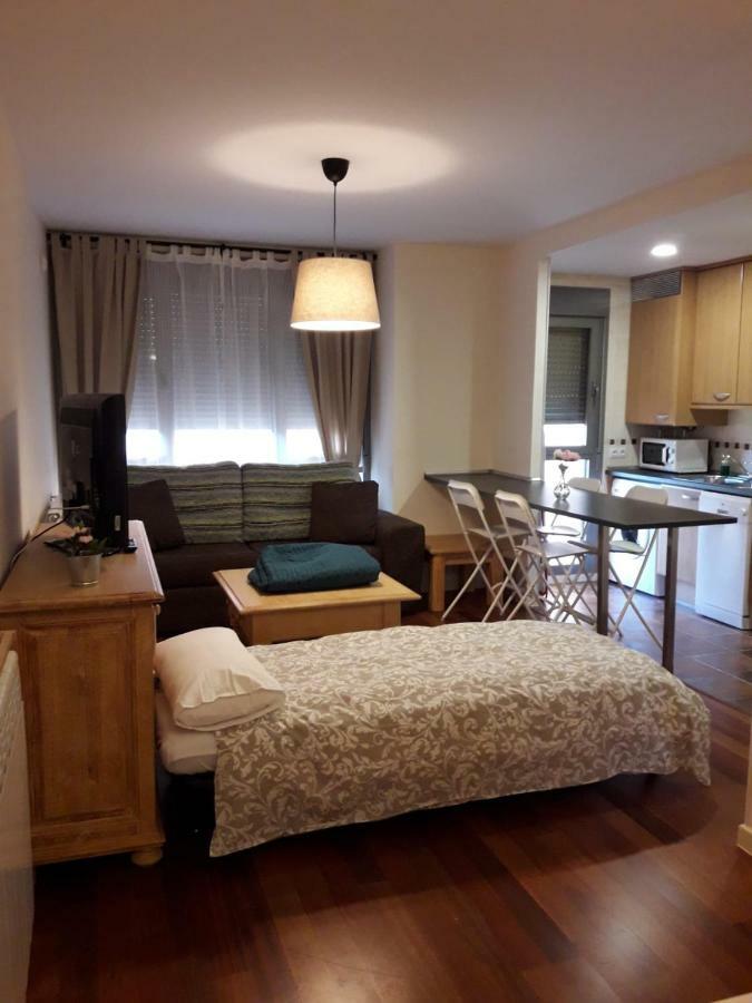 Apartamento En C/ Peroneros Latas Eksteriør bilde