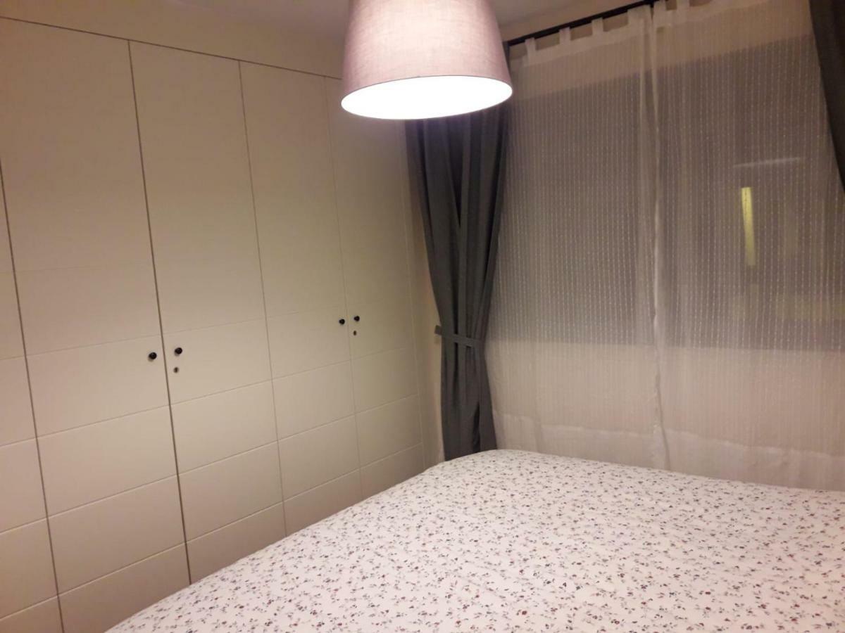 Apartamento En C/ Peroneros Latas Eksteriør bilde